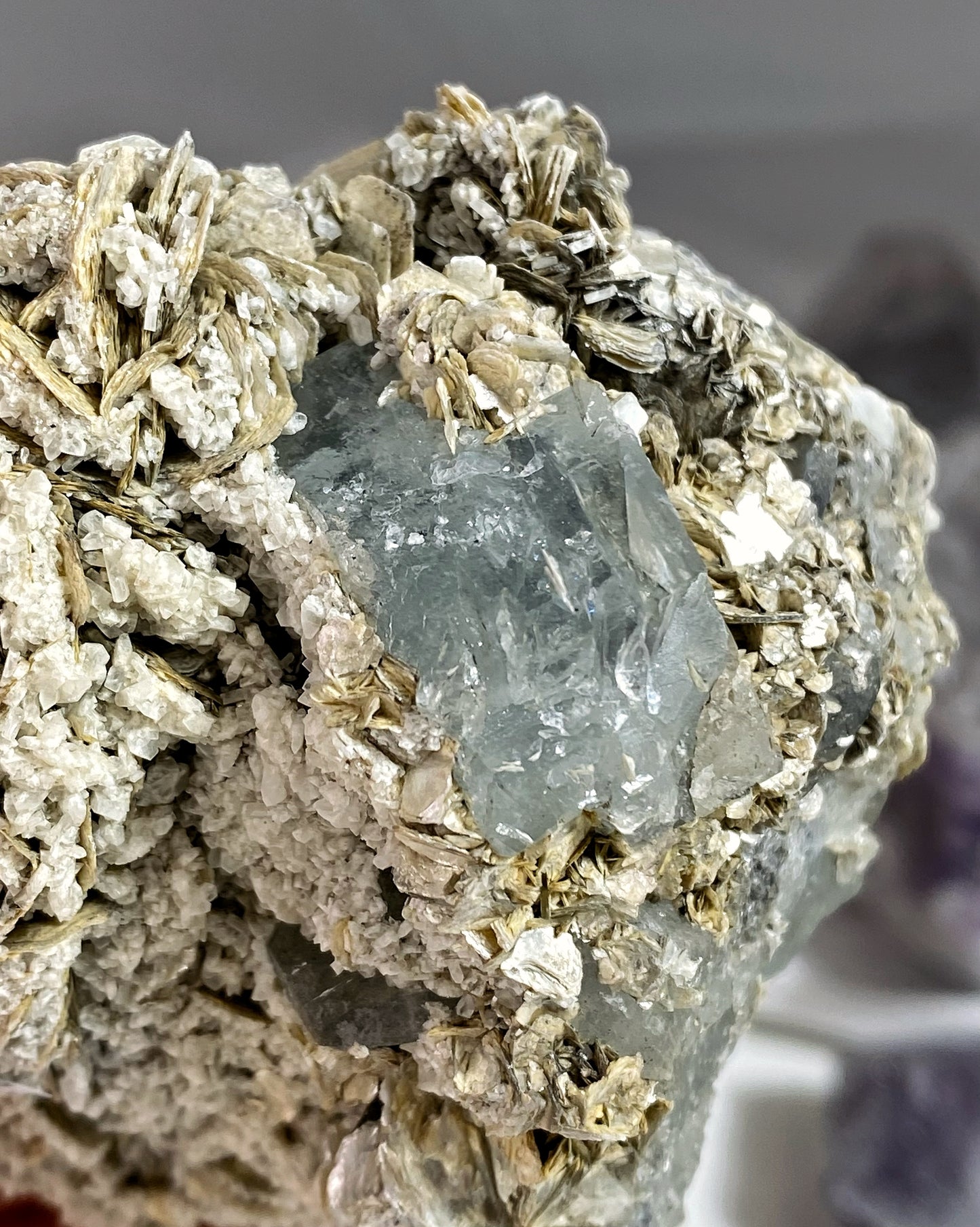 Aquamarine Crystals on Muscovite