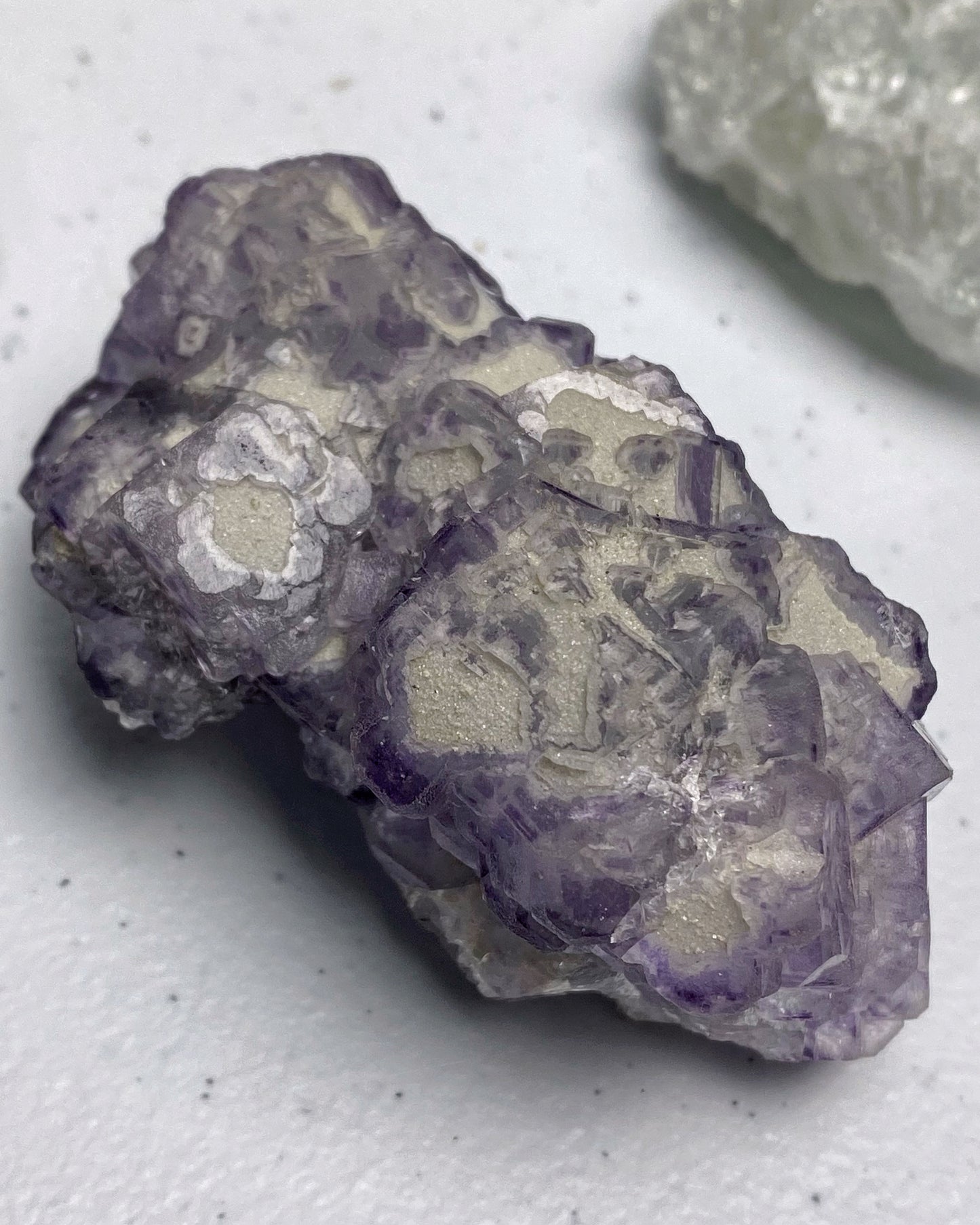 Unique Crystal Formation Yaogangxian Purple Fluorite