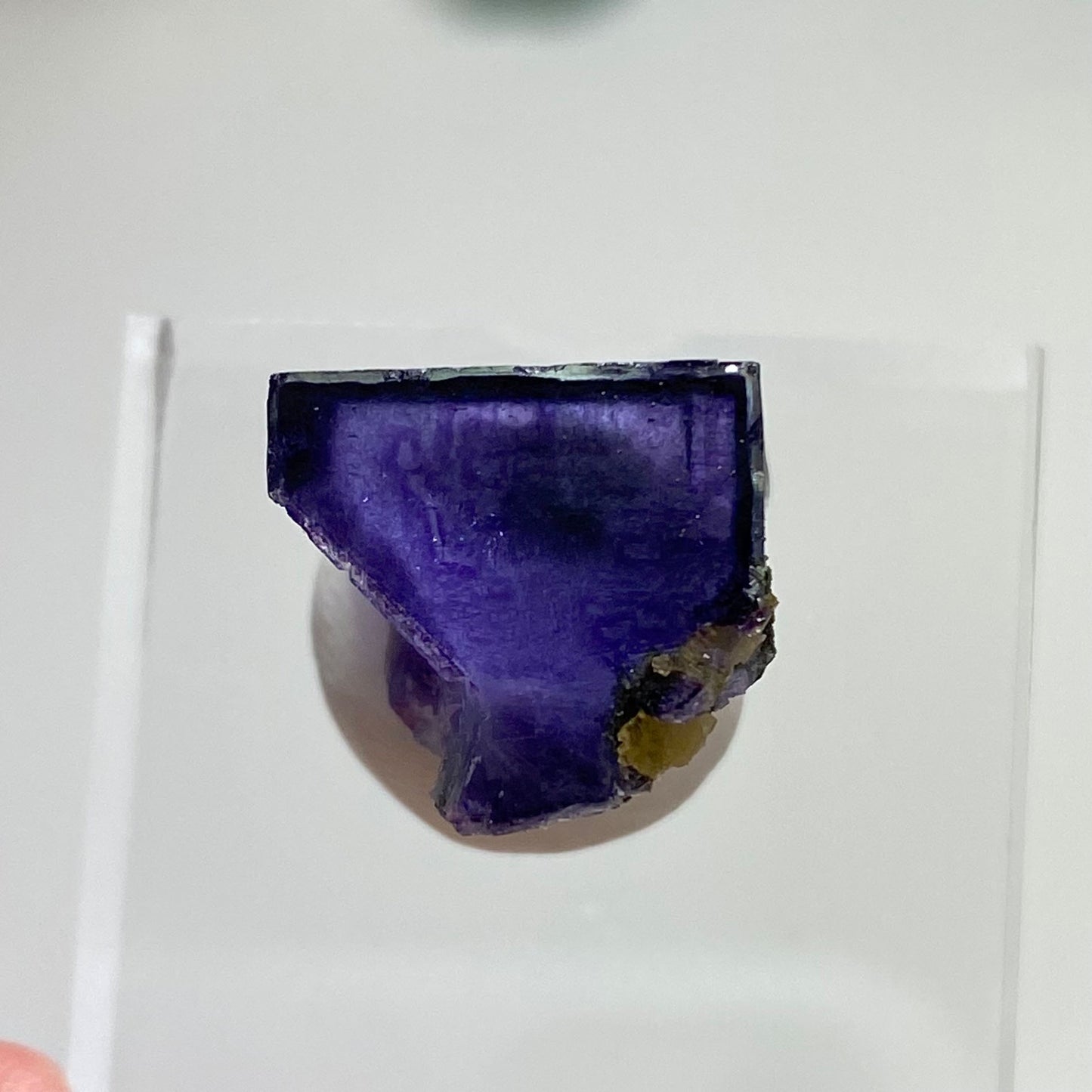 Dark Purple Window Zoning Cubic Fluorite Yaogangxian Mine