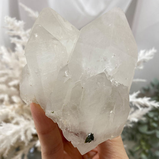 Large Quartz DT Cluster with Epidote